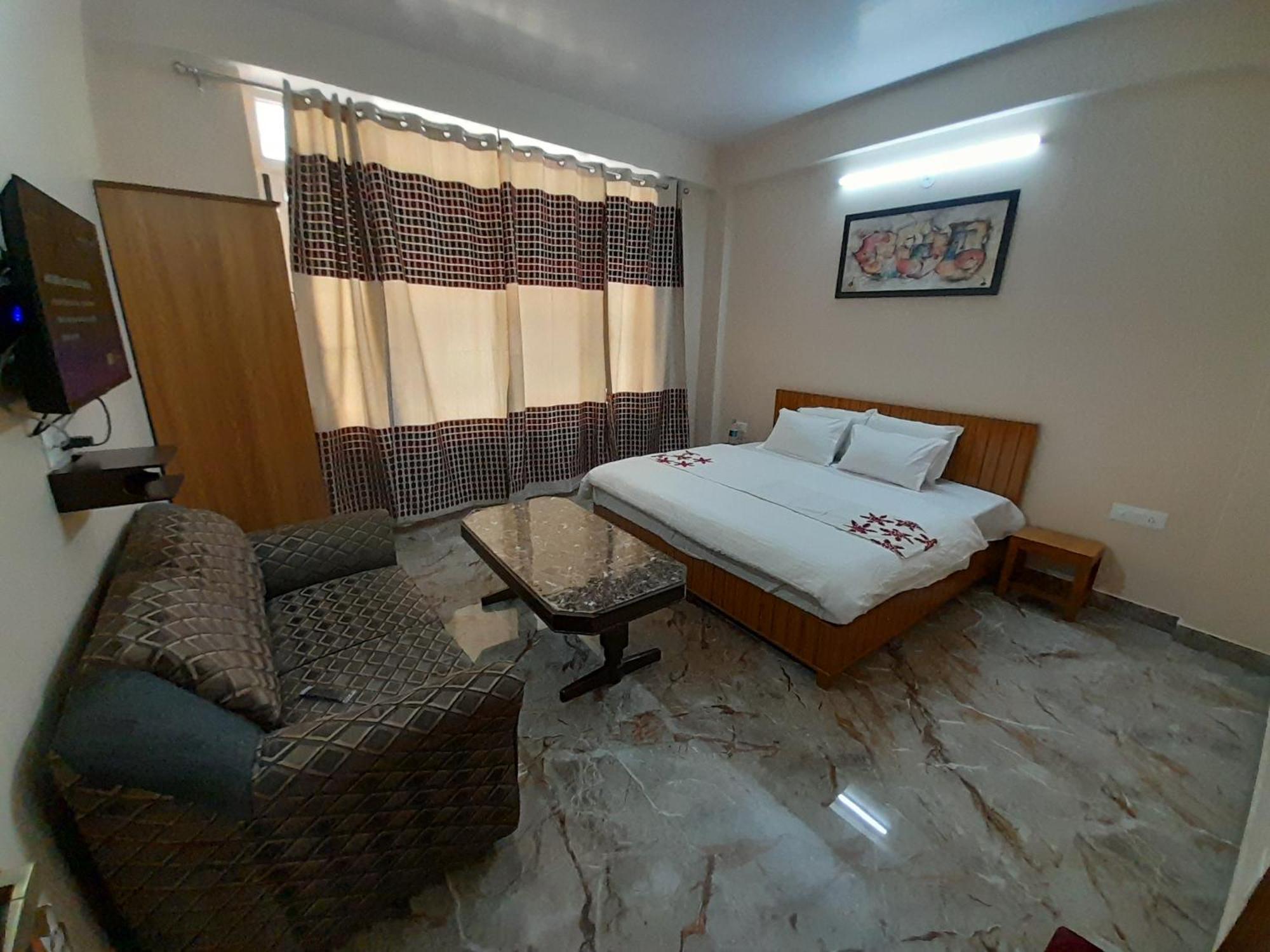 Mountain And Peace Apartment Shimla Exterior foto