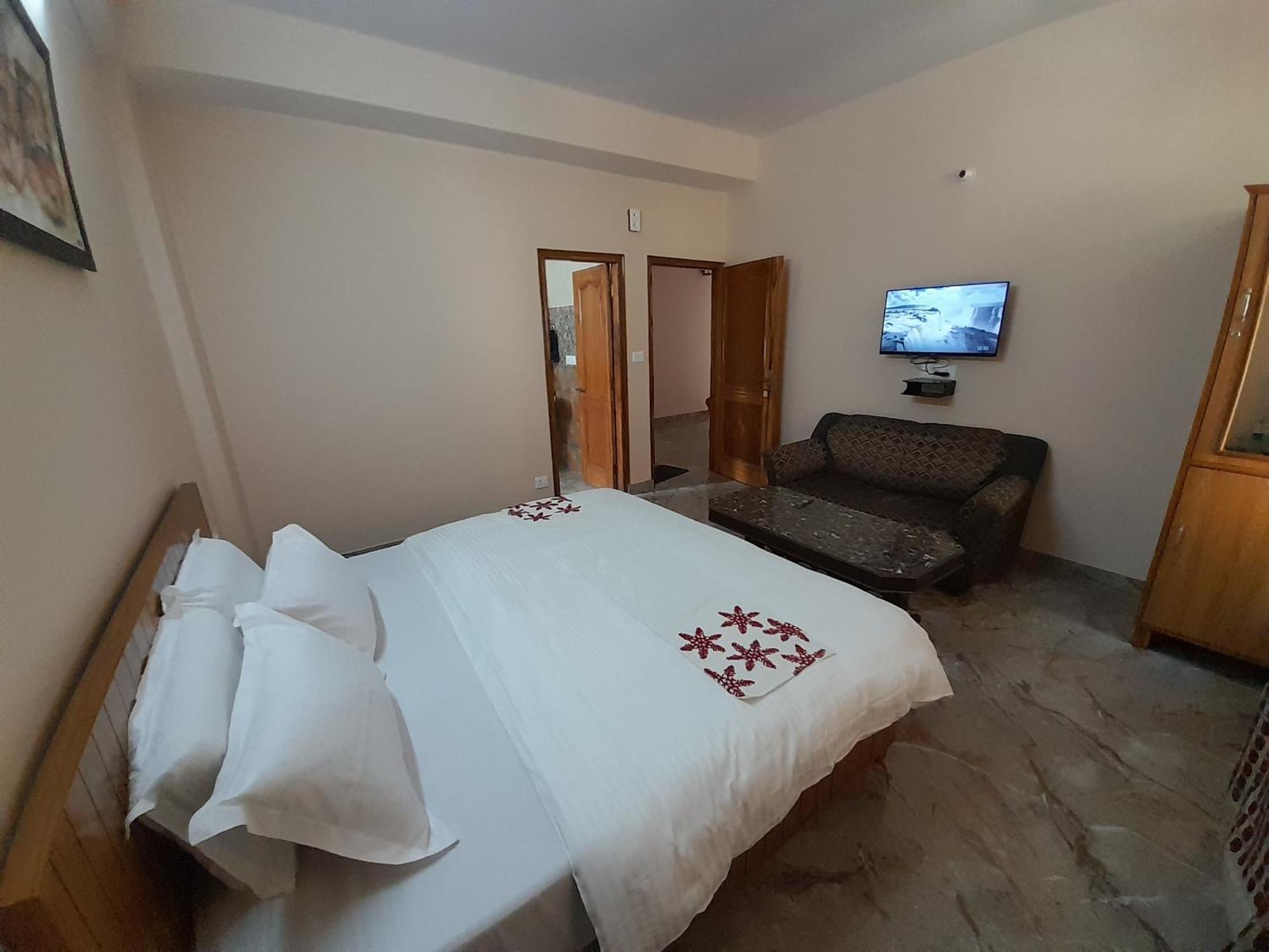 Mountain And Peace Apartment Shimla Exterior foto