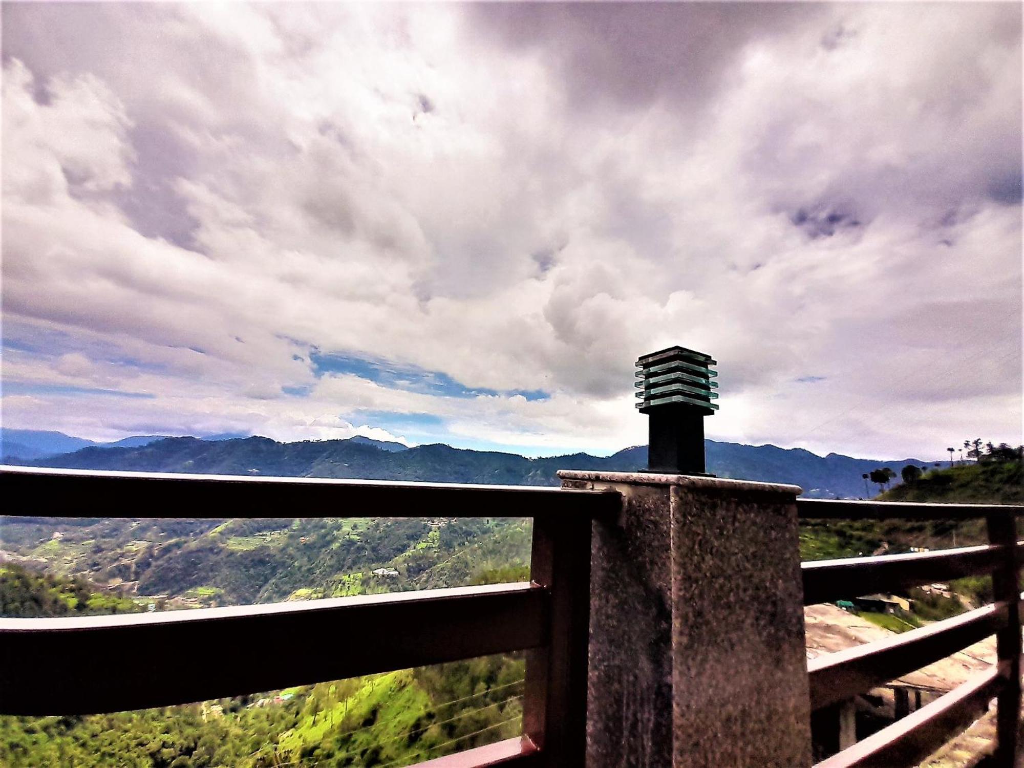 Mountain And Peace Apartment Shimla Exterior foto